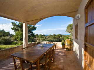 untere Terasse mit Blick auf Ibiza